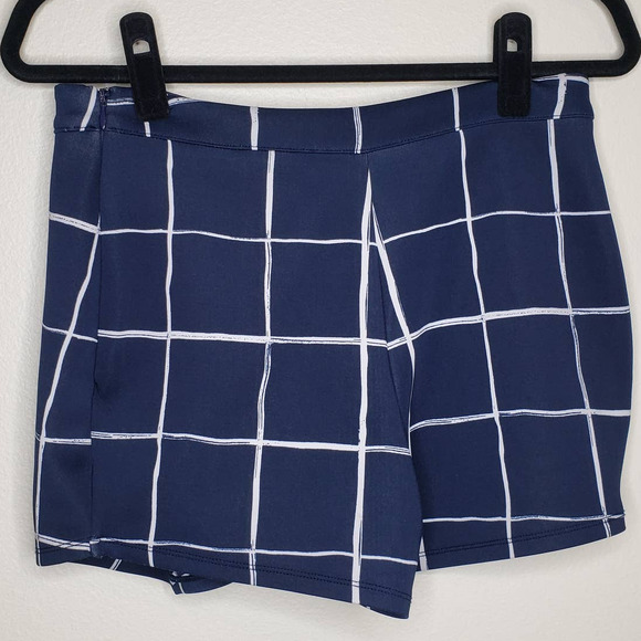 Abercrombie & Fitch| Windowpane Skort - Picture 2 of 11
